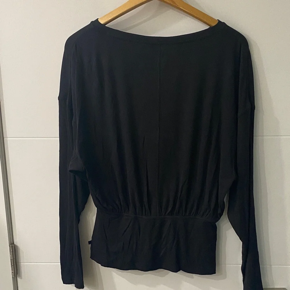 Lululemon Athletica Black Ribbed Modal Silk Blend Long Sleeve Shirt Size 10